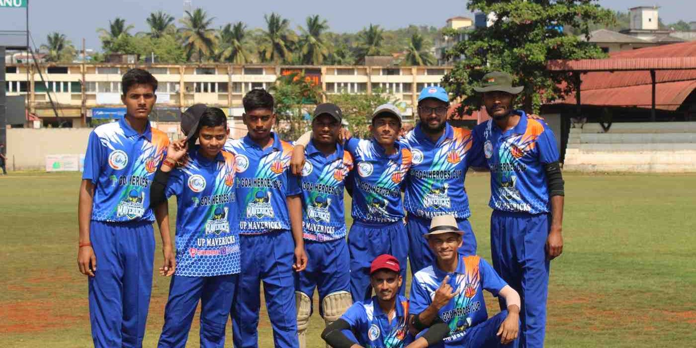 IMG_8318 Cricket coach guiding players at T20CCL selection camp