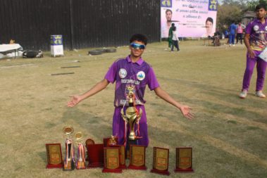 Player receiving best player