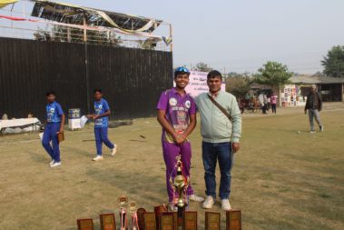 Player receiving best player