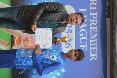 Certificate distribution