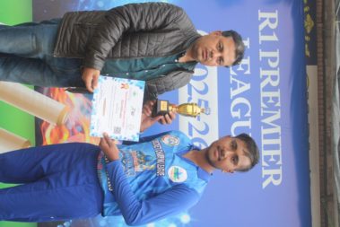 Certificate distribution